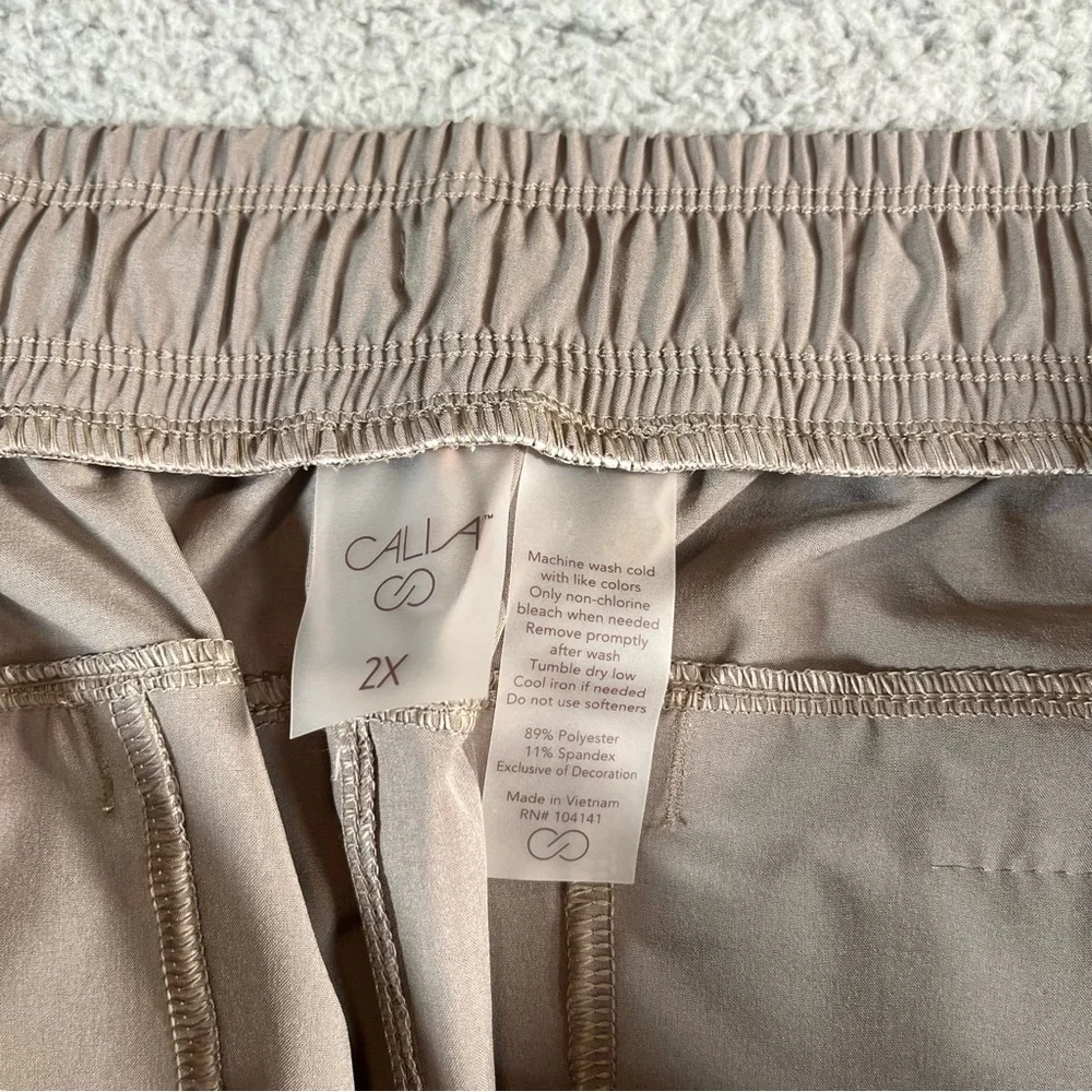Calia NWT Dark‎ Grey Truelight Woven Bermuda Mid Rise 8” Inseam Shorts Size 2X